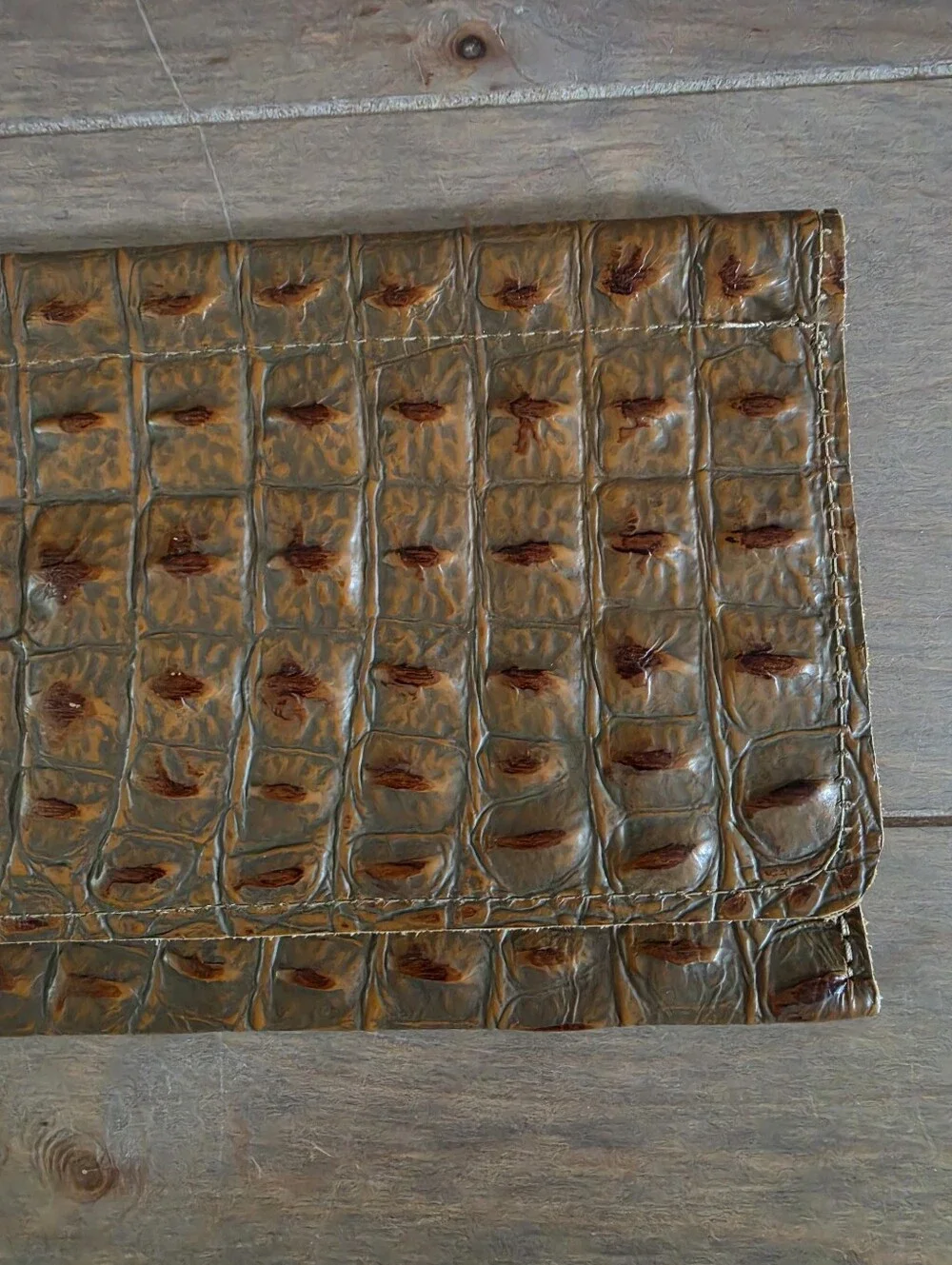 Vintage 1970s-80s Genuine Hand Crafted Hornback Crocodile Skin Clutch